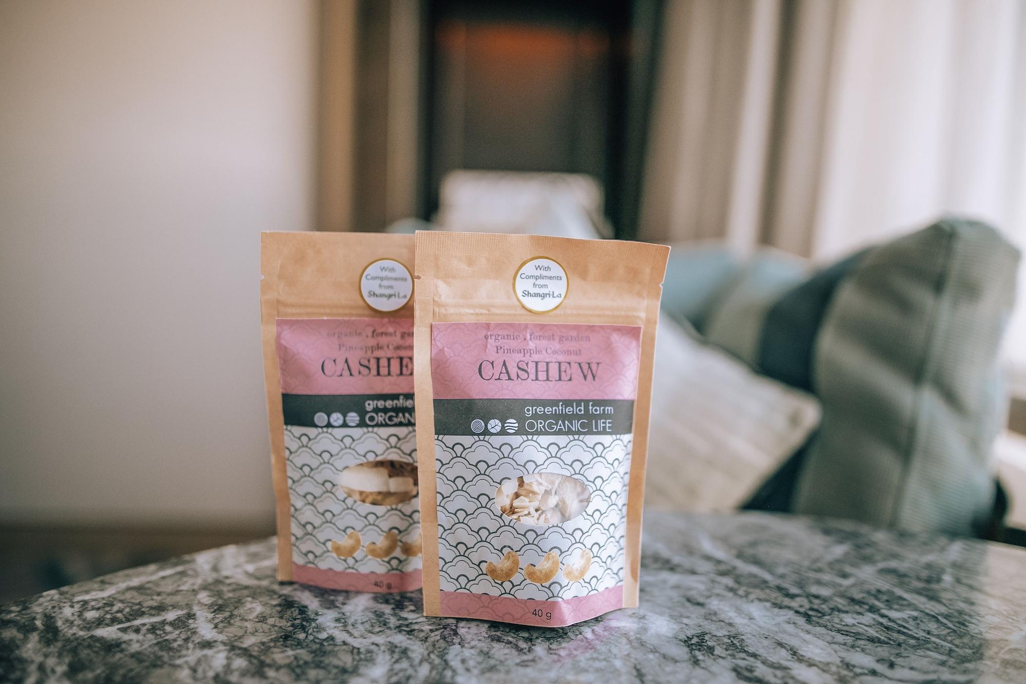 Shangri-La 콜롬보 외부 사진 Cashew nuts